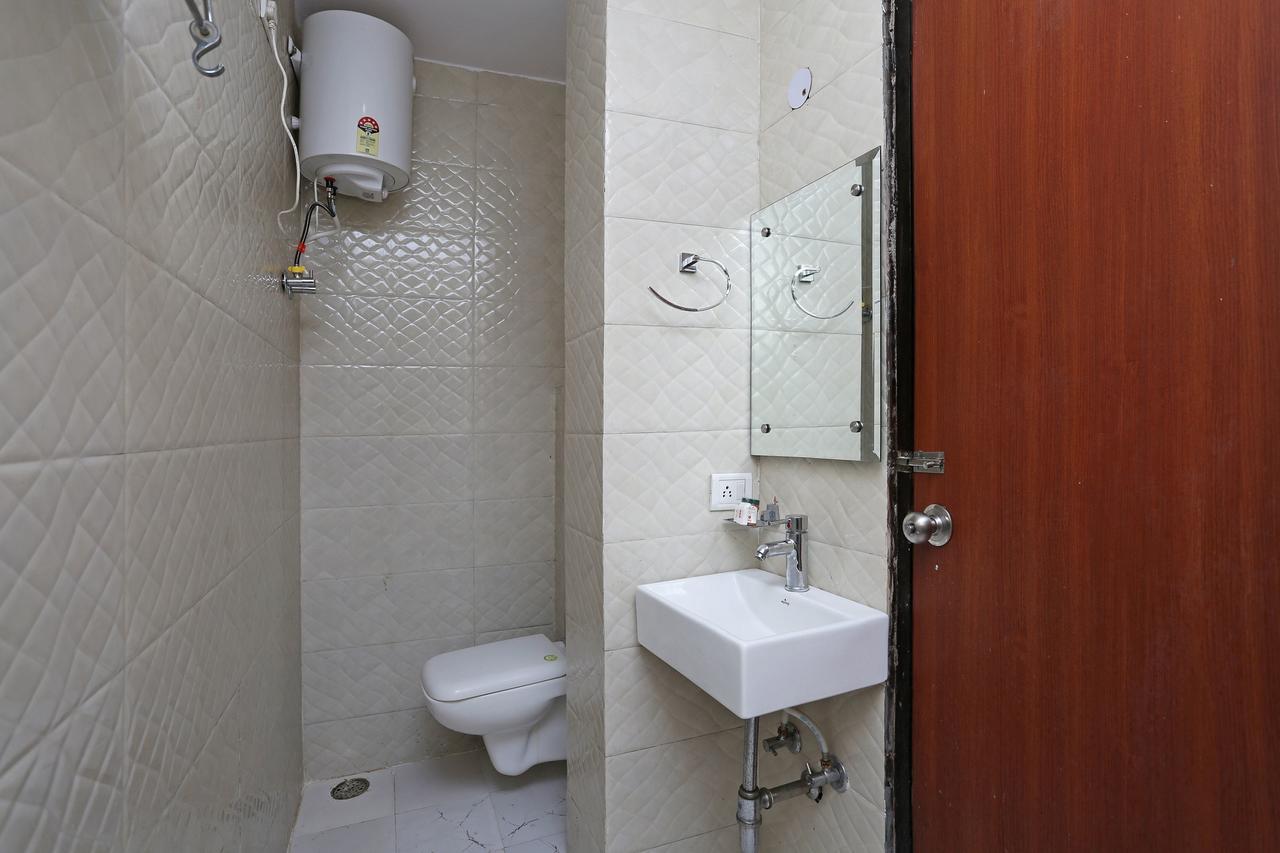 Oyo Hotel Delhi Delight Near Sarai Rohilla Railway Station Exterior foto